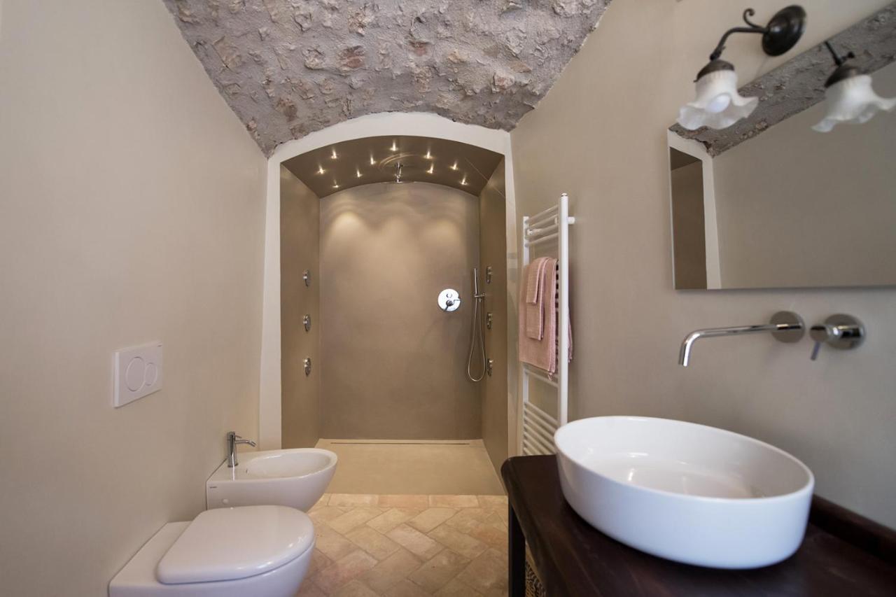 B&B Dell'Osteria Сант'Анатолия-ди-Нарко Экстерьер фото